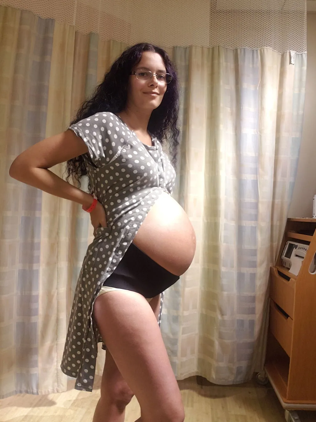 Belly Bandit Upsie Belly gravidbälte med ryggstöd