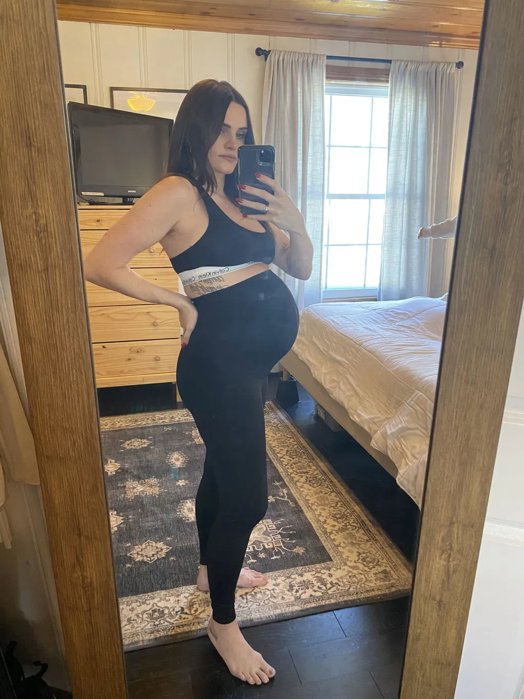 Belly Bandit Maternity Leggings with Bump Support™ gravidleggings
