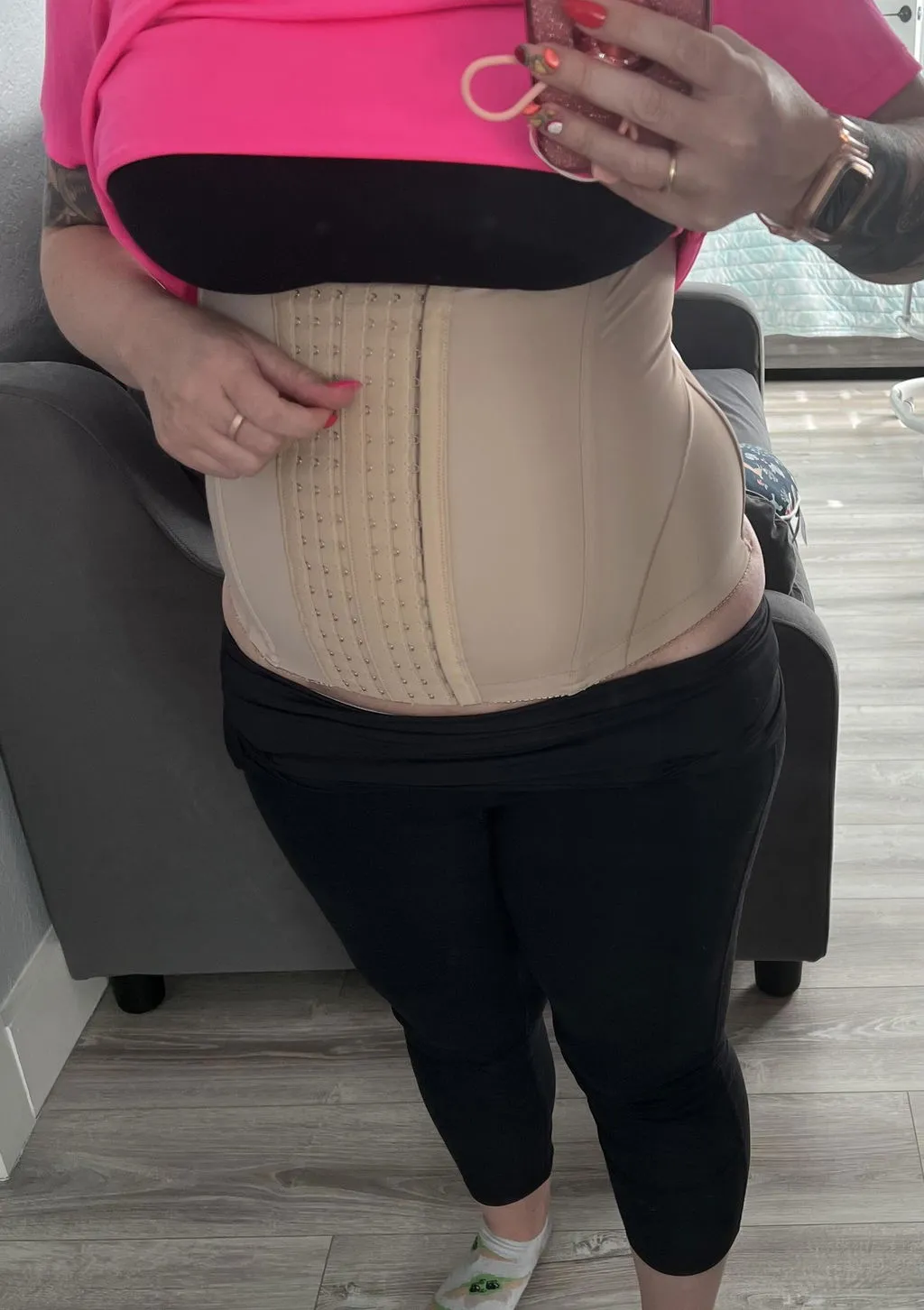Belly Bandit Mother Tucker korsett med häkten