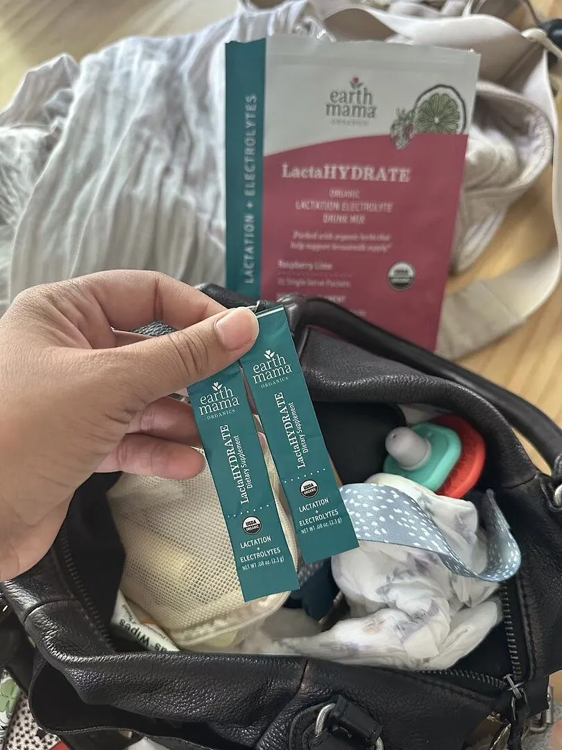 Earth Mama LactaHYDRATE elektrolytdryck för amning 15 portionspåsar hallon-lime